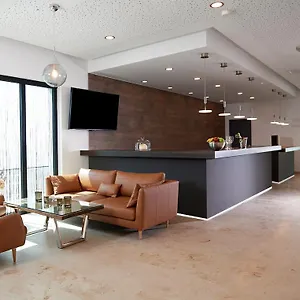 New In Hotel